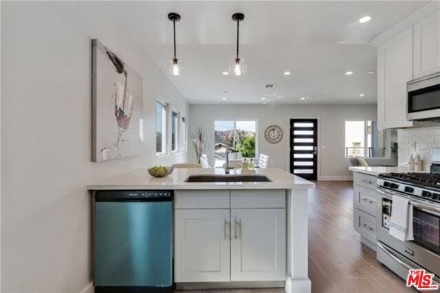 919 Isabel Street, Los Angeles, CA 90065