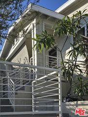 919 Isabel Street, Los Angeles, CA 90065