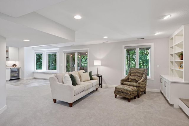8805 Sycamore Court, Eden Prairie, MN 55347