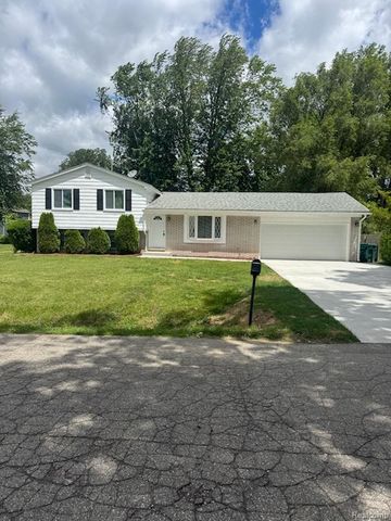 35872 Vinewood Street, Romulus, MI 48174
