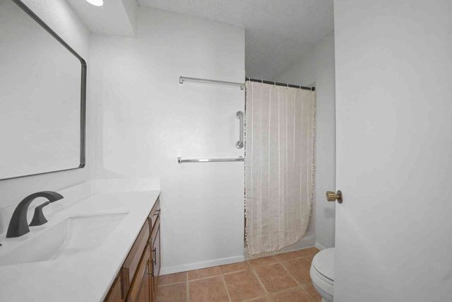 131 Cromeans Street, Jacksboro, TX 76458