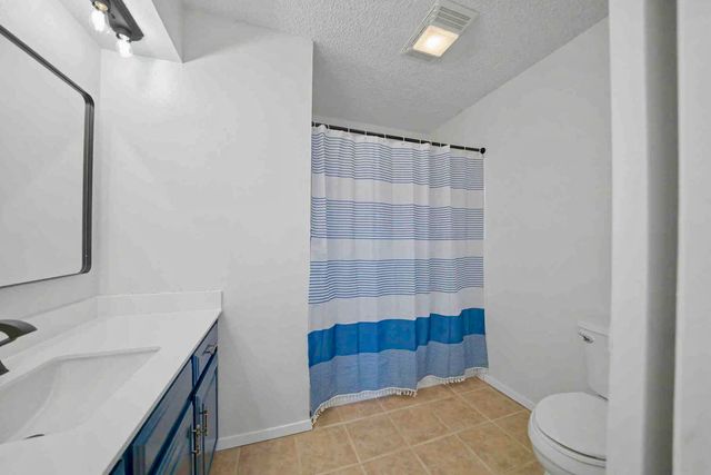 131 Cromeans Street, Jacksboro, TX 76458