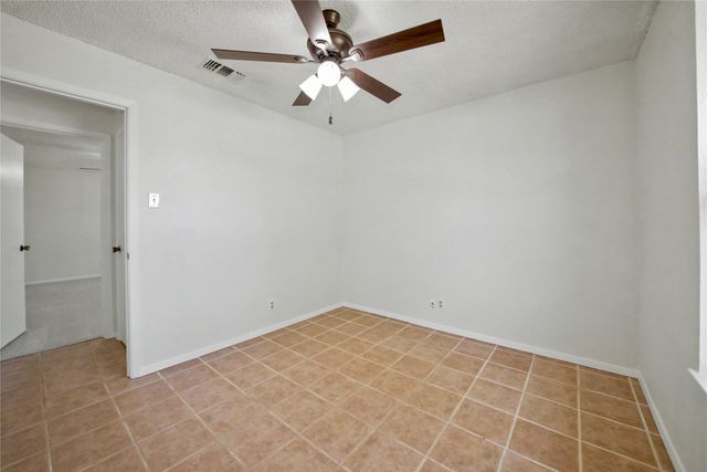 131 Cromeans Street, Jacksboro, TX 76458