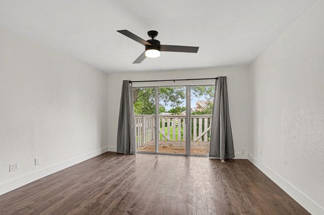 2974 Country Place Circle, Carrollton, TX 75006