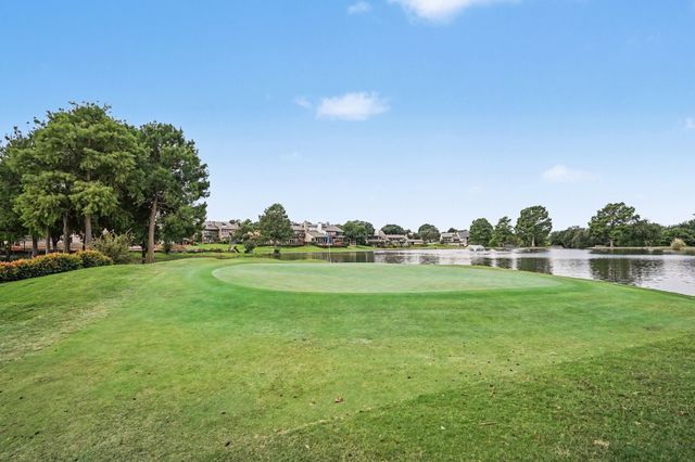 2974 Country Place Circle, Carrollton, TX 75006