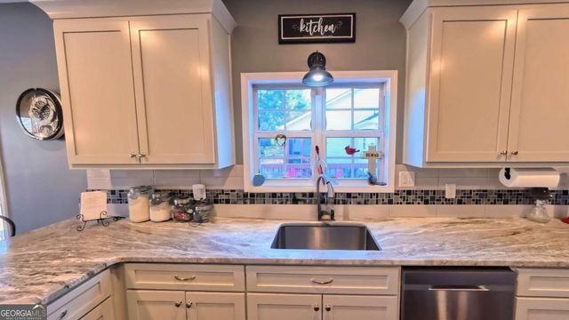 101 Lathem Drive, Clermont, GA 30527