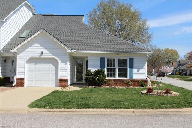 105 Acorn LN, Yorktown, VA 23692