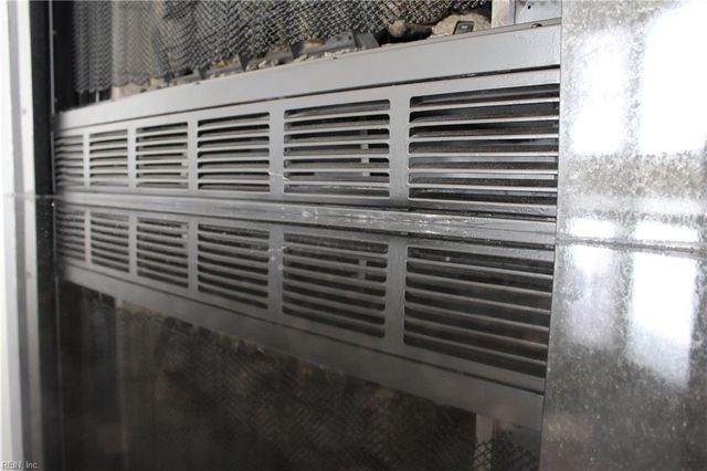 105 Acorn LN, Yorktown, VA 23692