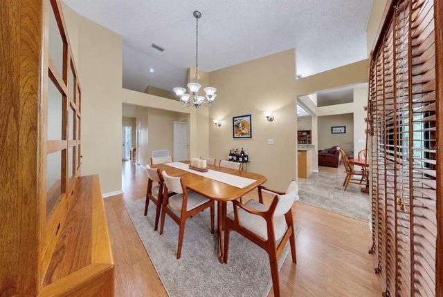 2216 LAKE BAY WAY, Brandon, FL 33511