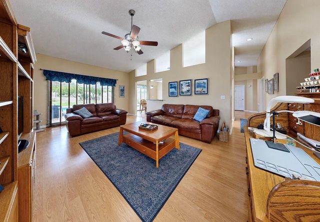 2216 LAKE BAY WAY, Brandon, FL 33511