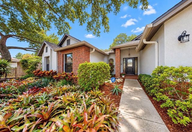 2216 LAKE BAY WAY, Brandon, FL 33511