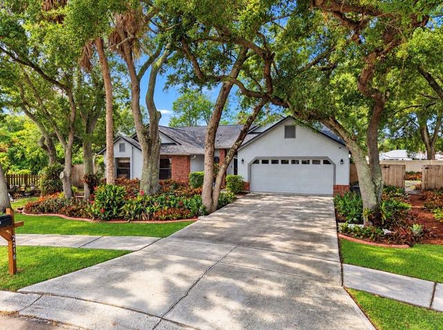 2216 LAKE BAY WAY, Brandon, FL 33511