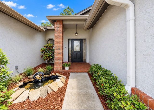 2216 LAKE BAY WAY, Brandon, FL 33511