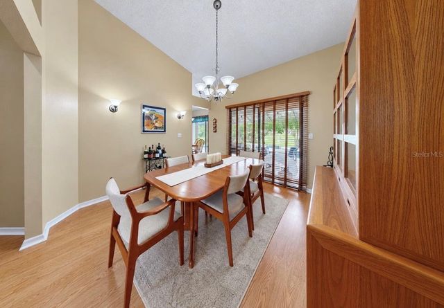 2216 LAKE BAY WAY, Brandon, FL 33511