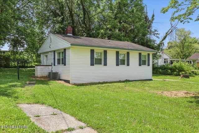 185 S Purdue Ave, Oak Ridge, TN 37830