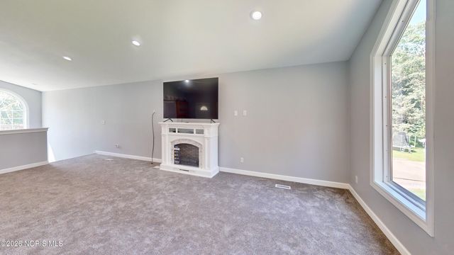 5904 Rega Drive, Toledo, OH 43623