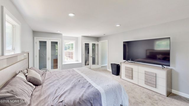 5904 Rega Drive, Toledo, OH 43623