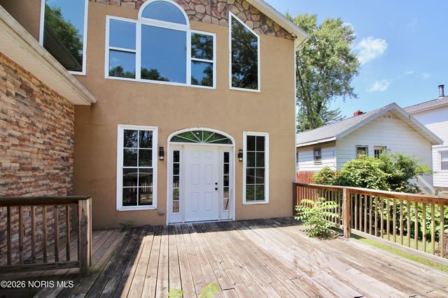 5904 Rega Drive, Toledo, OH 43623