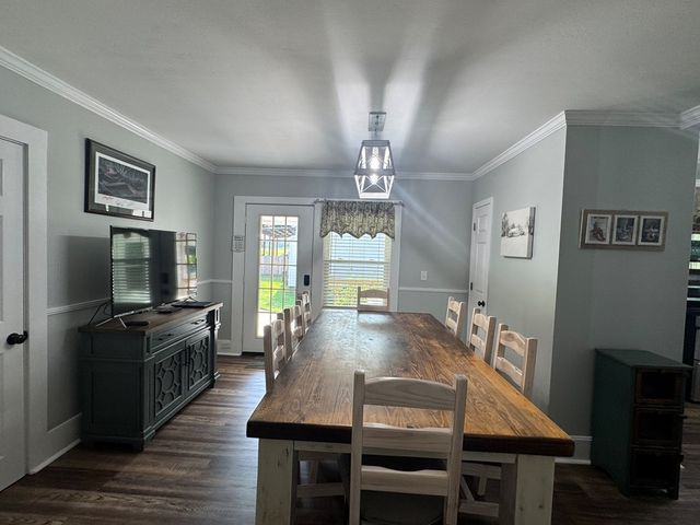 606 S Main St., Headland, AL 36345
