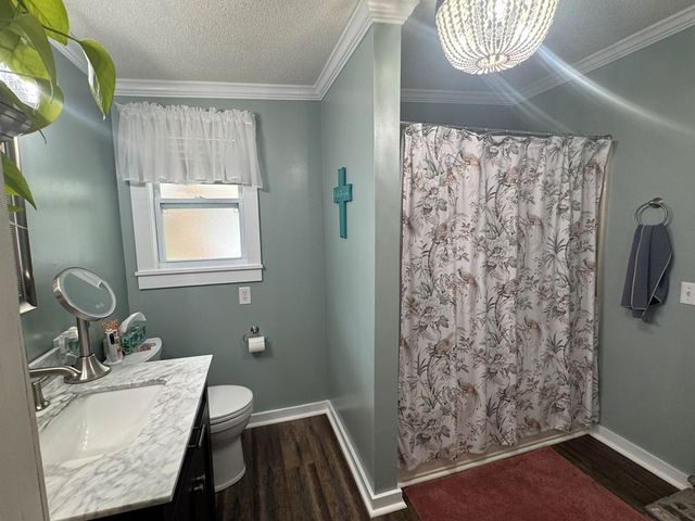 606 S Main St., Headland, AL 36345