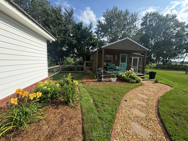 606 S Main St., Headland, AL 36345
