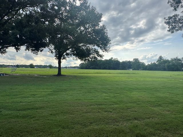 606 S Main St., Headland, AL 36345