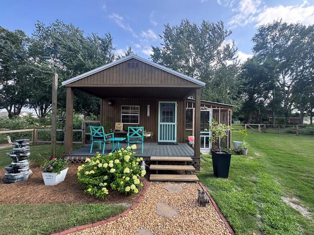 606 S Main St., Headland, AL 36345