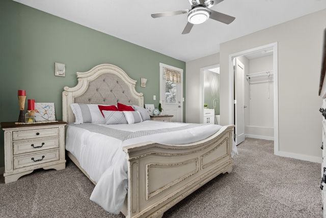 208 Forest Hills Dr, Clarksville, TN 37040