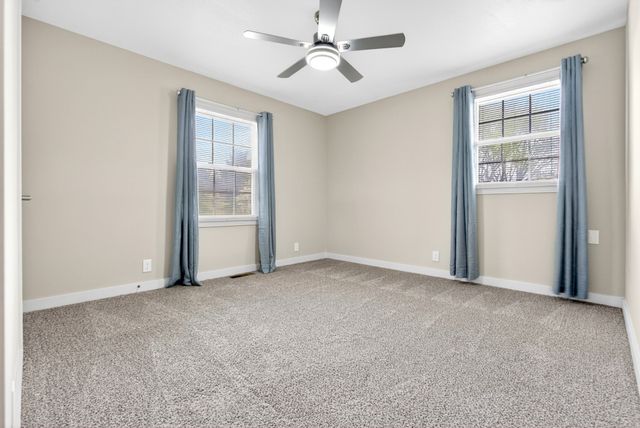 208 Forest Hills Dr, Clarksville, TN 37040