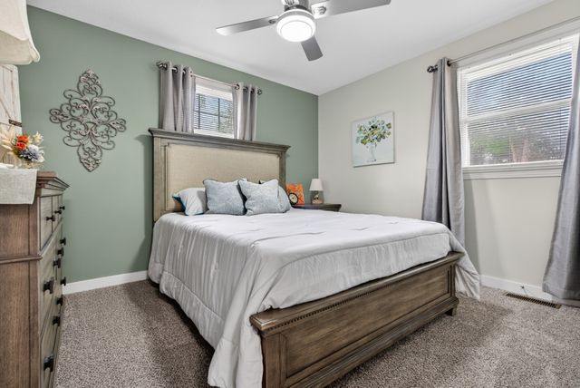 208 Forest Hills Dr, Clarksville, TN 37040