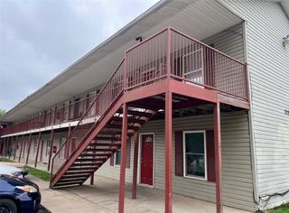 315 Texas Lane 105, Springdale, AR 72764
