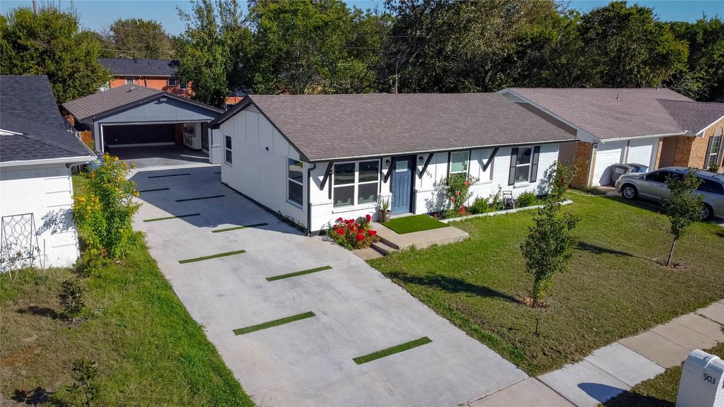 903 Mardi Gras Lane, Wylie, TX 75098