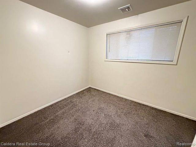 15354 Lahser Road, Detroit, MI 48223
