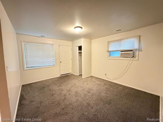15354 Lahser Road, Detroit, MI 48223
