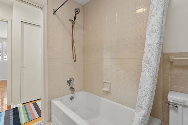 527 Parkdale Boulevard, Parchment, MI 49004