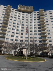 1111 W UNIVERSITY BLVD W #1406-A, Silver Spring, MD 20902