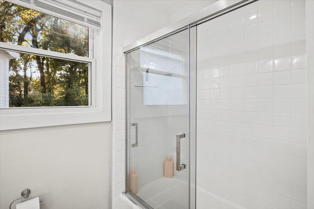 1583 W Robinhood Drive, Charleston, SC 29407