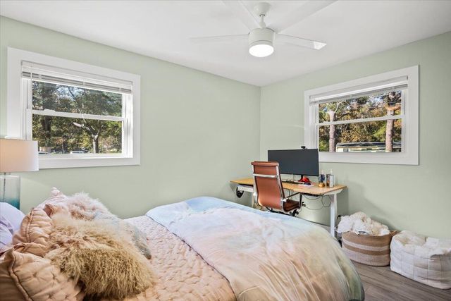 1583 W Robinhood Drive, Charleston, SC 29407