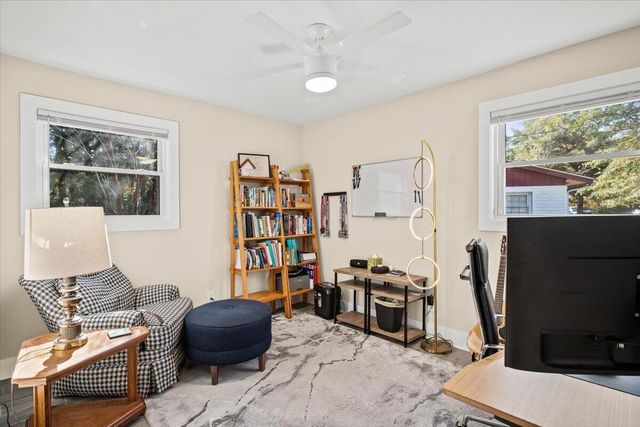 1583 W Robinhood Drive, Charleston, SC 29407