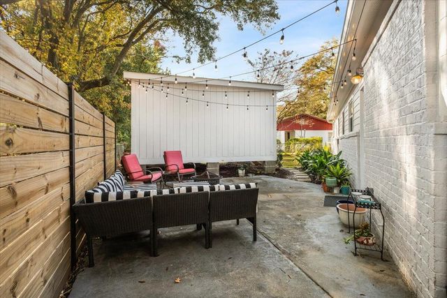 1583 W Robinhood Drive, Charleston, SC 29407