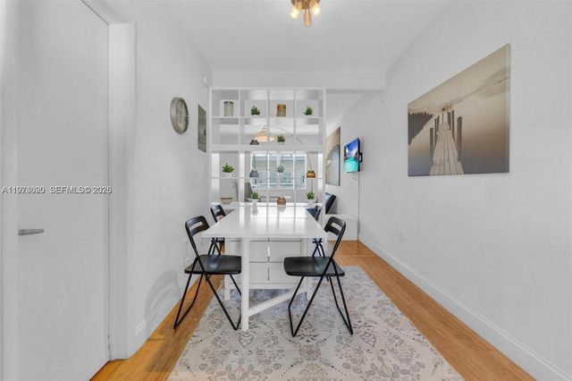 8080 Tatum Waterway Dr 25, Miami Beach, FL 33141