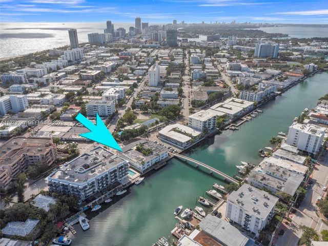 8080 Tatum Waterway Dr 25, Miami Beach, FL 33141