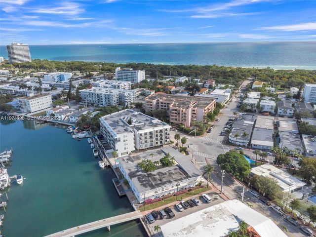 8080 Tatum Waterway Dr 25, Miami Beach, FL 33141