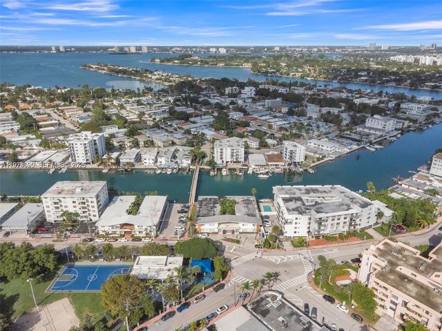 8080 Tatum Waterway Dr 25, Miami Beach, FL 33141