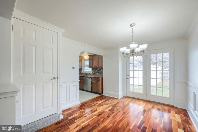 221 S ADAMS ST, York, PA 17404