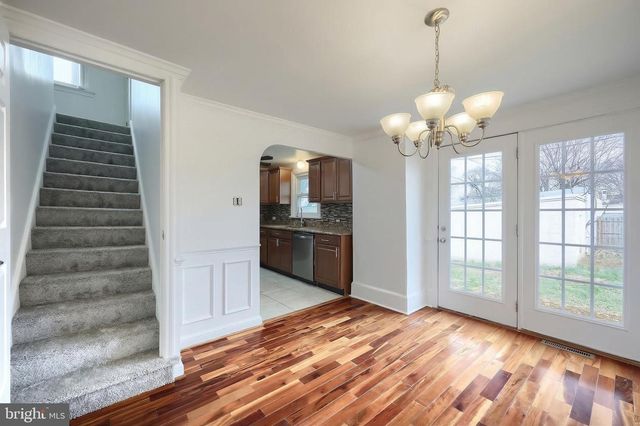 221 S ADAMS ST, York, PA 17404