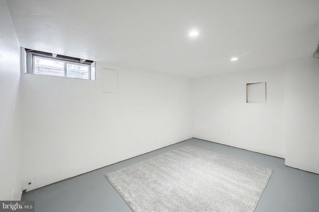 221 S ADAMS ST, York, PA 17404