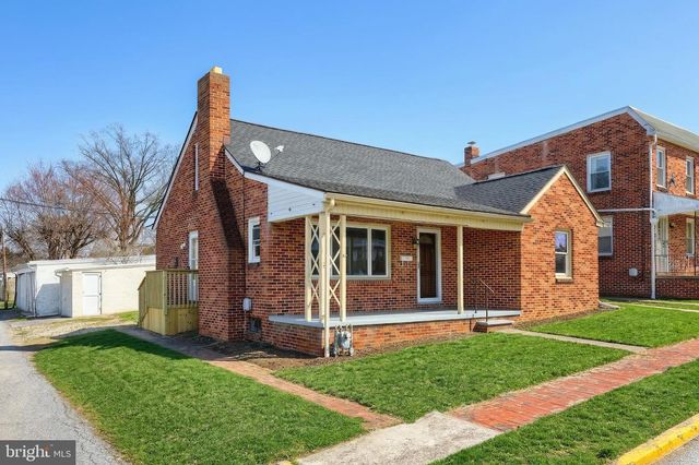 221 S ADAMS ST, York, PA 17404