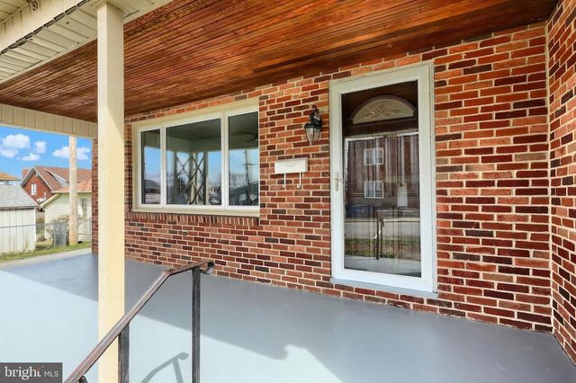 221 S ADAMS ST, York, PA 17404