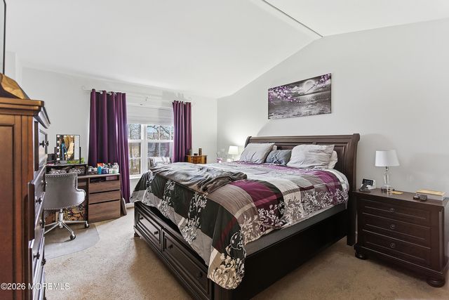 37 Hadley Drive, Robbinsville, NJ 08691